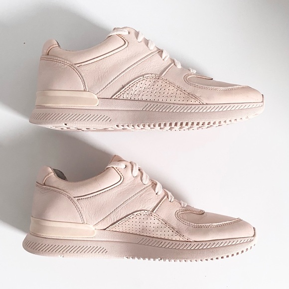 Everlane The Trainer Sneakers in Neutral/Blush - Picture 7 of 15